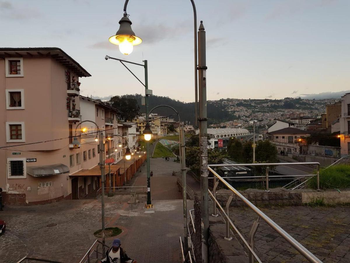 Apartamento 32 Juana De Arco Quito Kültér fotó
